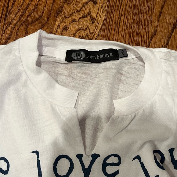 JET by John Eshaya Love V-Neck Tee Shirt Size P/S - Picture 3 of 3
